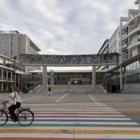 5 personnes blessées dans une collision entre un bus et un tram à Gand Zuid