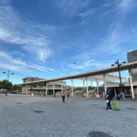 6 personnes arrêtées après une bagarre au couteau à la gare de Bruges, dont une femme de 19 ans