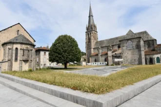Abbatiale Saint-Géraud, créations de logement, vidéoprotection... Quels projets pour Aurillac en 2026