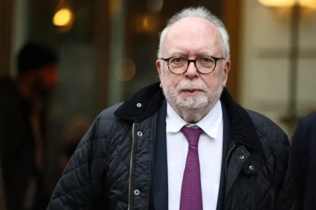 Au procès du FN, Wallerand de Saint-Just joue sur tous les tableaux