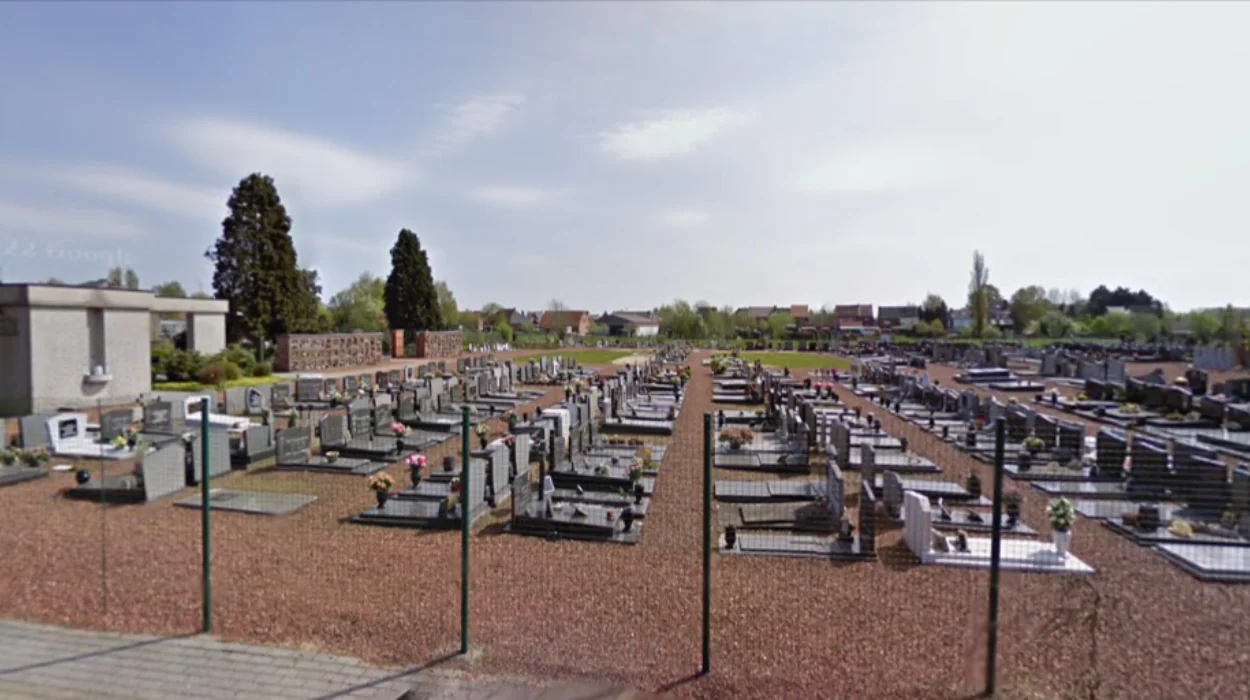 Buggenhout prévoit de libérer 800 tombes d'ici 2027 malgré les inquiétudes locales
