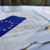 Contre la Commission européenne, les CEPD, garants de nos données, exhortent vivement à protéger le cœur du RGPD
