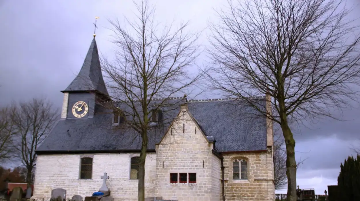 Deux églises de Merchtem seront réaffectées et n'accueilleront plus d'activités religieuses