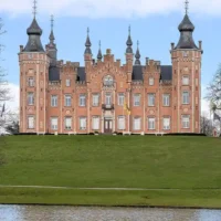 Dilbeek un sac à dos pique nique pour les touristes disponible à 3 endroits jusqu’en septembre 2025