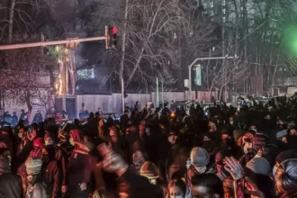 EN DIRECT, Iran : au moins 648 personnes ont été tuées lors des récentes manifestations, selon l’ONG Iran Human Rights