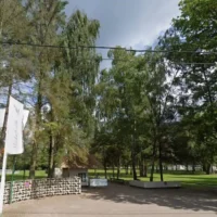 Étang Heidestrand à Zonhoven rouvre après une fermeture en 2019 due à E. coli