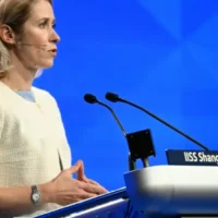 Kallas L’UE augmente ses dépenses de défense sous la « tough love » des États-Unis