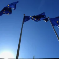 L’UE envisage une redevance de 2 € sur les colis en ligne pour freiner l'afflux d'importations