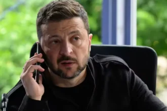 Le président ukrainien propose une réunion trilatérale avec Poutine et Trump