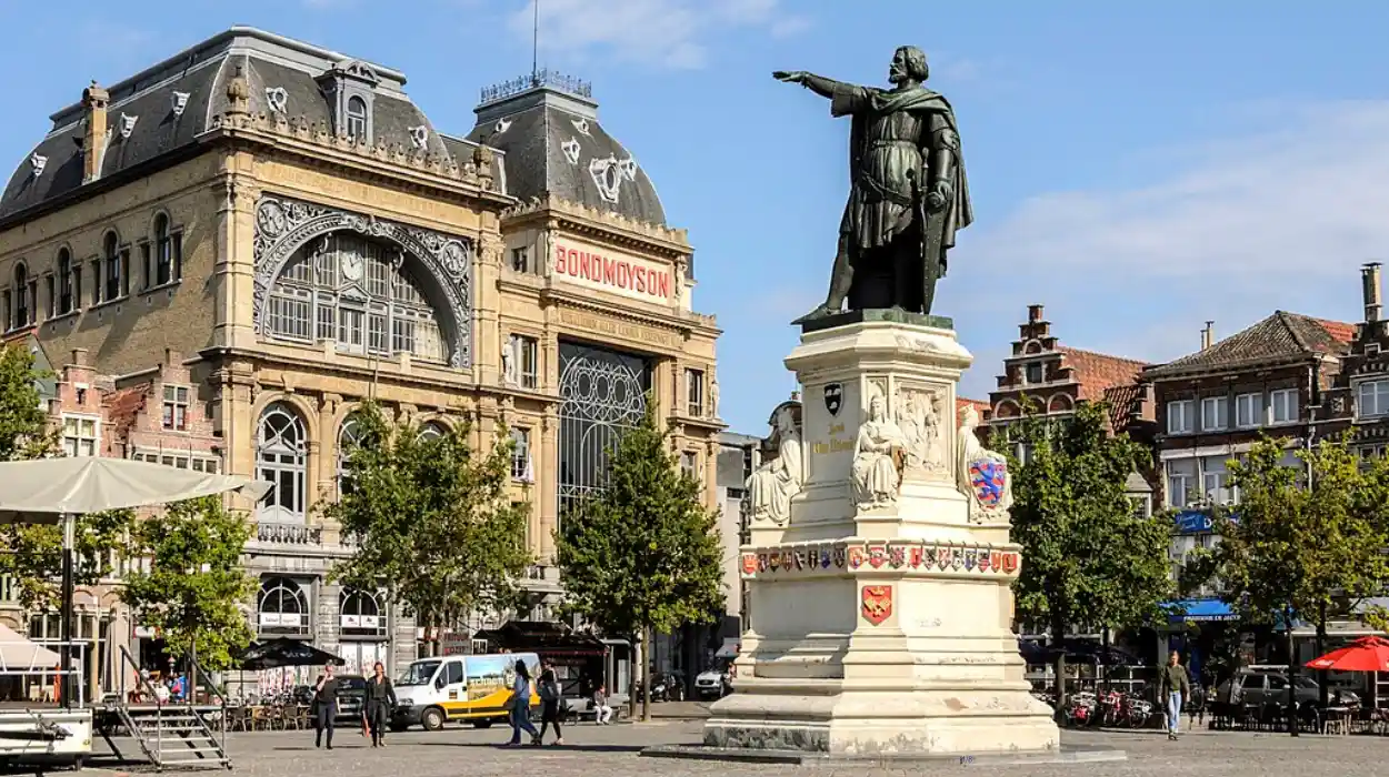 Les Fêtes de Gand ajoutent une première plateforme pour fauteuils roulants sur la Korenmarkt