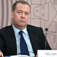 L'ex-président russe Medvedev menace de frappes préventives contre l’Occident à propos de la guerre en Ukraine