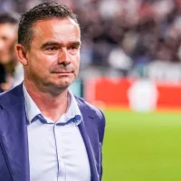Marc Overmars doit cet été réaliser un miracle pour le club d'Anvers : la marge sera faible