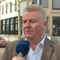 Pas de recours de Dumarey alors que Crevits bloque sa nomination comme bourgmestre pour conflit d’intérêts