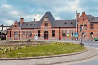 Quatre policiers blessés lors d’émeutes à la gare de Vilvoorde
