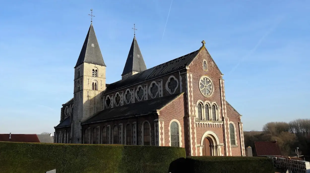 Réparation du toit de l’église de Neerijse, financée à 70 % par la Flandre
