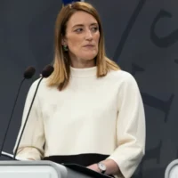 Roberta Metsola écarte la direction du PN et reste engagée à l’UE