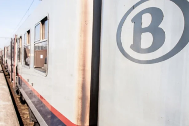 Trafic ferroviaire interrompu entre Ypres et Poperinge mercredi soir : une personne renversée sur les voies