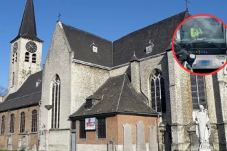 Un chauffeur de bus sous l’emprise de drogues transportait 30 scouts à Berchem