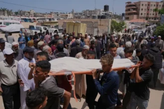 Une frappe israélienne près d’un site d’aide à Gaza fait 31 morts