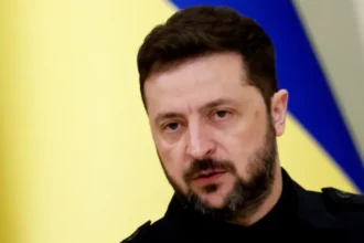 Zelensky appelle à de nouvelles sanctions après une attaque record de la Russie